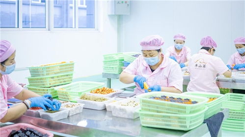 洛阳多迎餐饮管理有限责任公司 一杯好茶,静享温馨